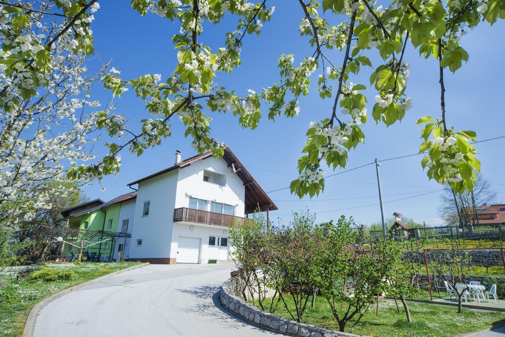 Apartment Bastaja Slunj Esterno foto